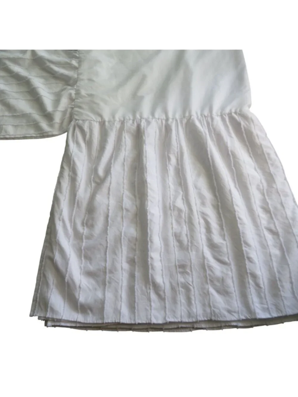 White Full Size Bed Skirt Vertical Textured Chenille Pin Stripe Fabric 18